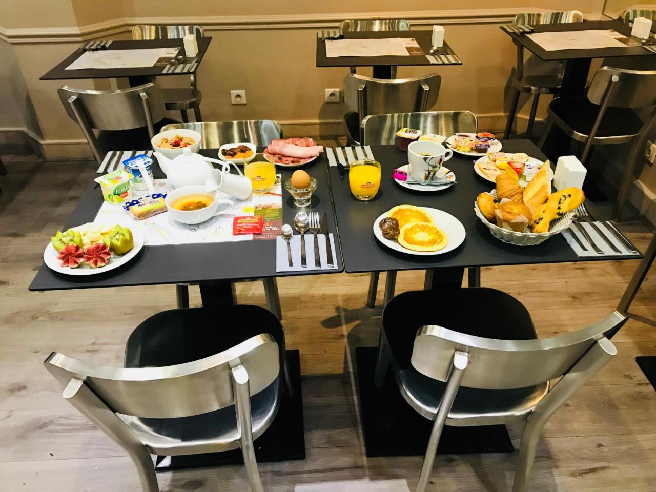 Hotel Cecyl Reims Centre Εξωτερικό φωτογραφία
